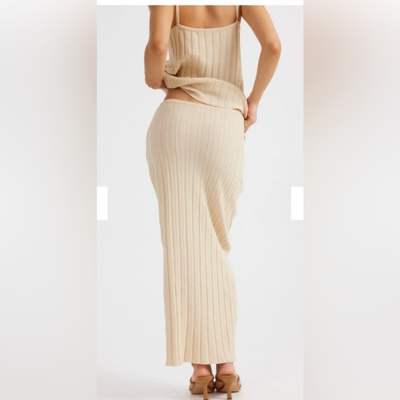 NWT BAHA RIBBED SKIRT size small - Picture 2 of 4